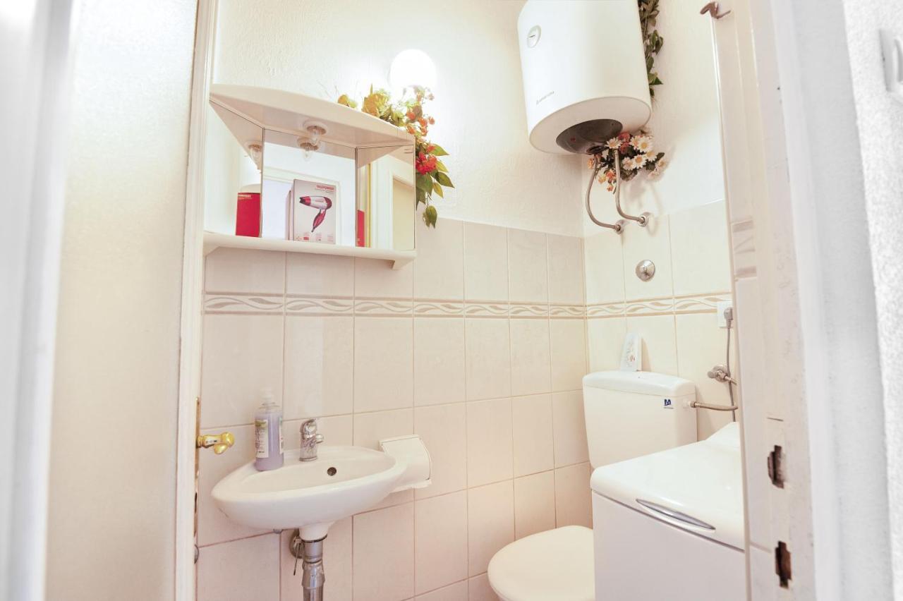 Apartments Milica Kaštela Zewnętrze zdjęcie