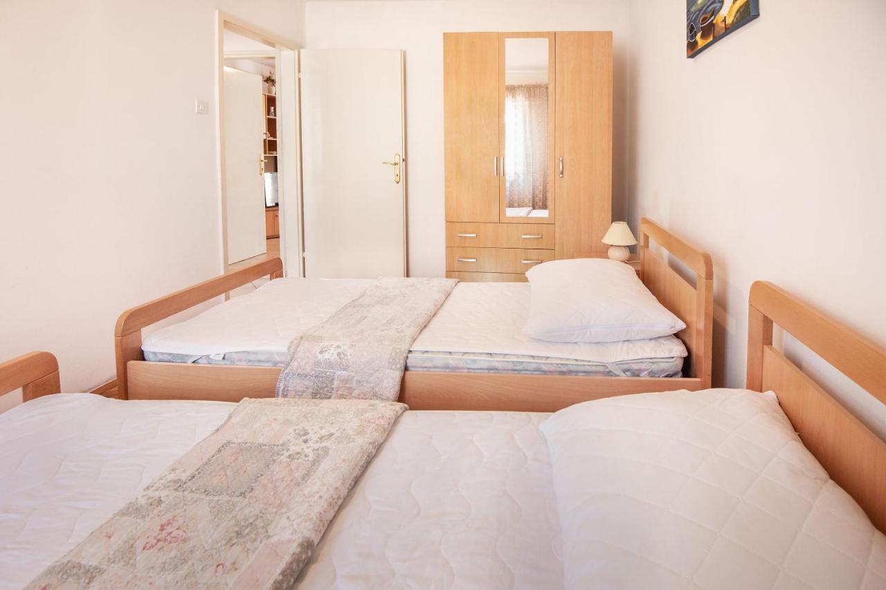 Apartments Milica Kaštela Zewnętrze zdjęcie