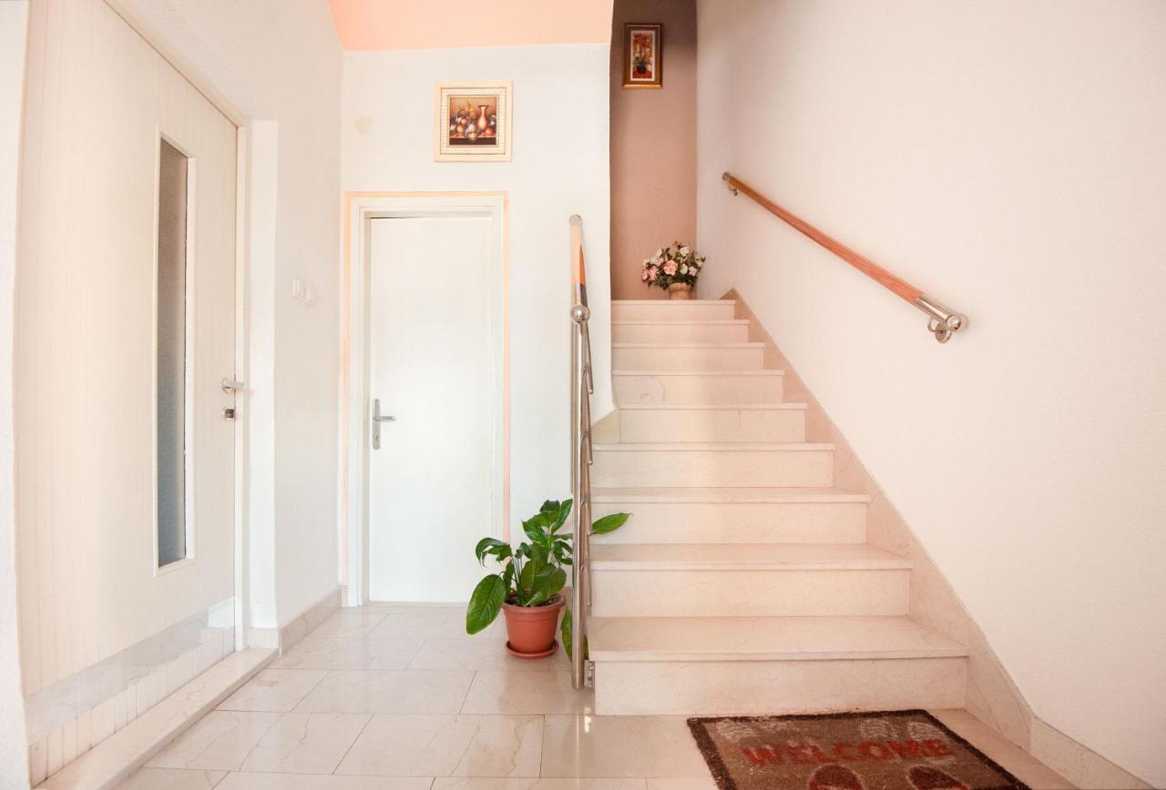 Apartments Milica Kaštela Zewnętrze zdjęcie